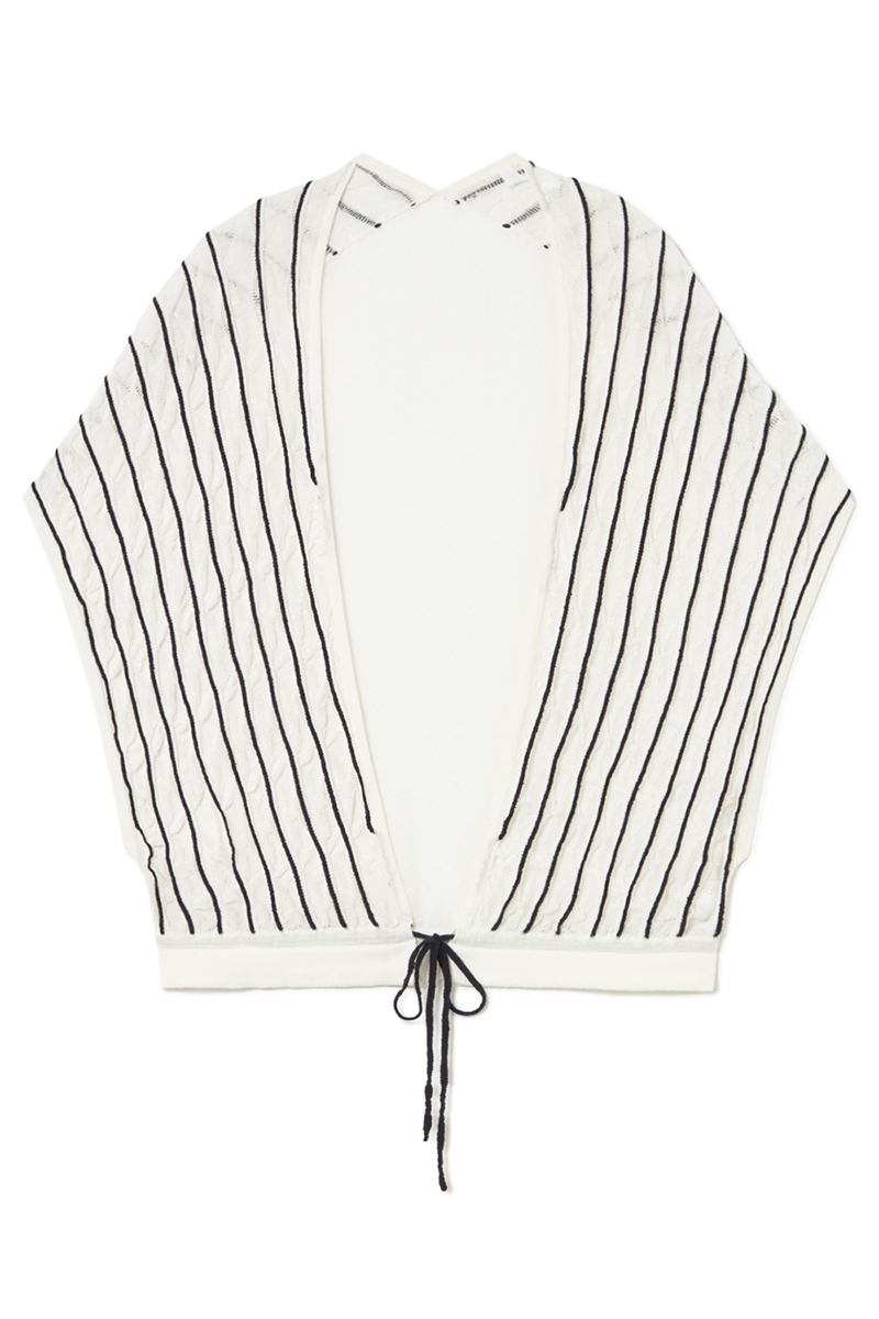 Knit vest with ruffles | ICONIC PIECES 1