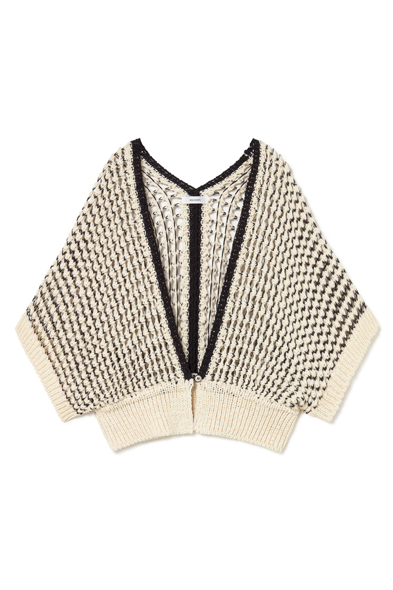 Textured knit vest | ICONIC PIECES 12