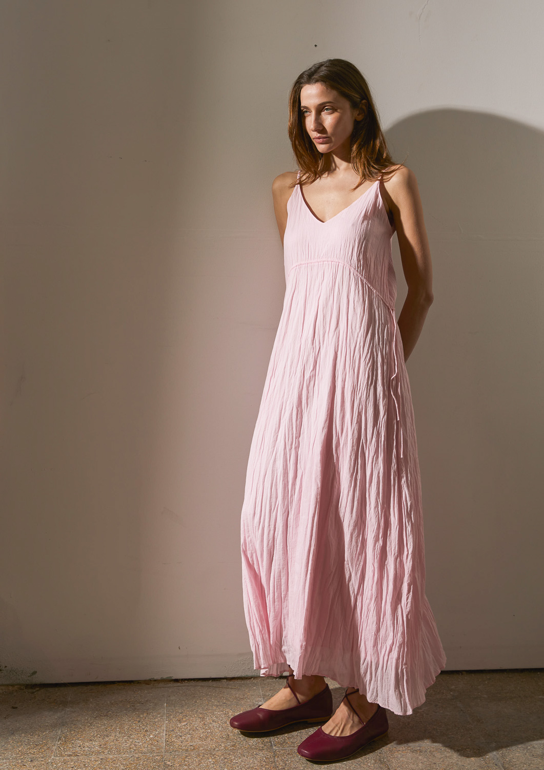 Wrinkled pleated long dress 2