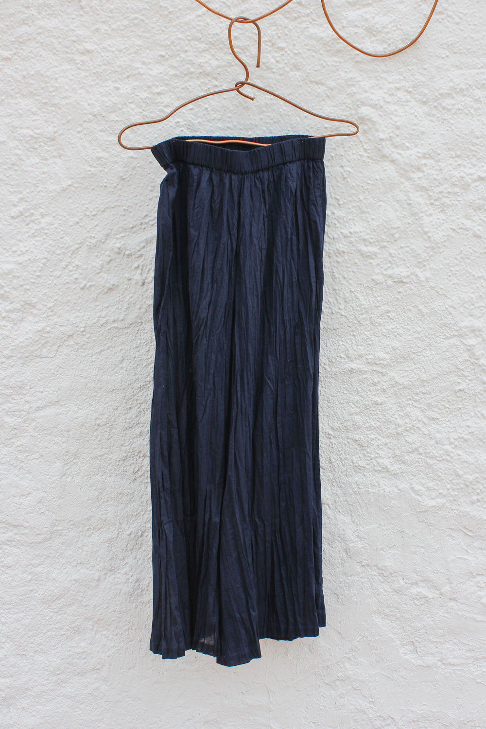 Pantalones palazzo plisado
