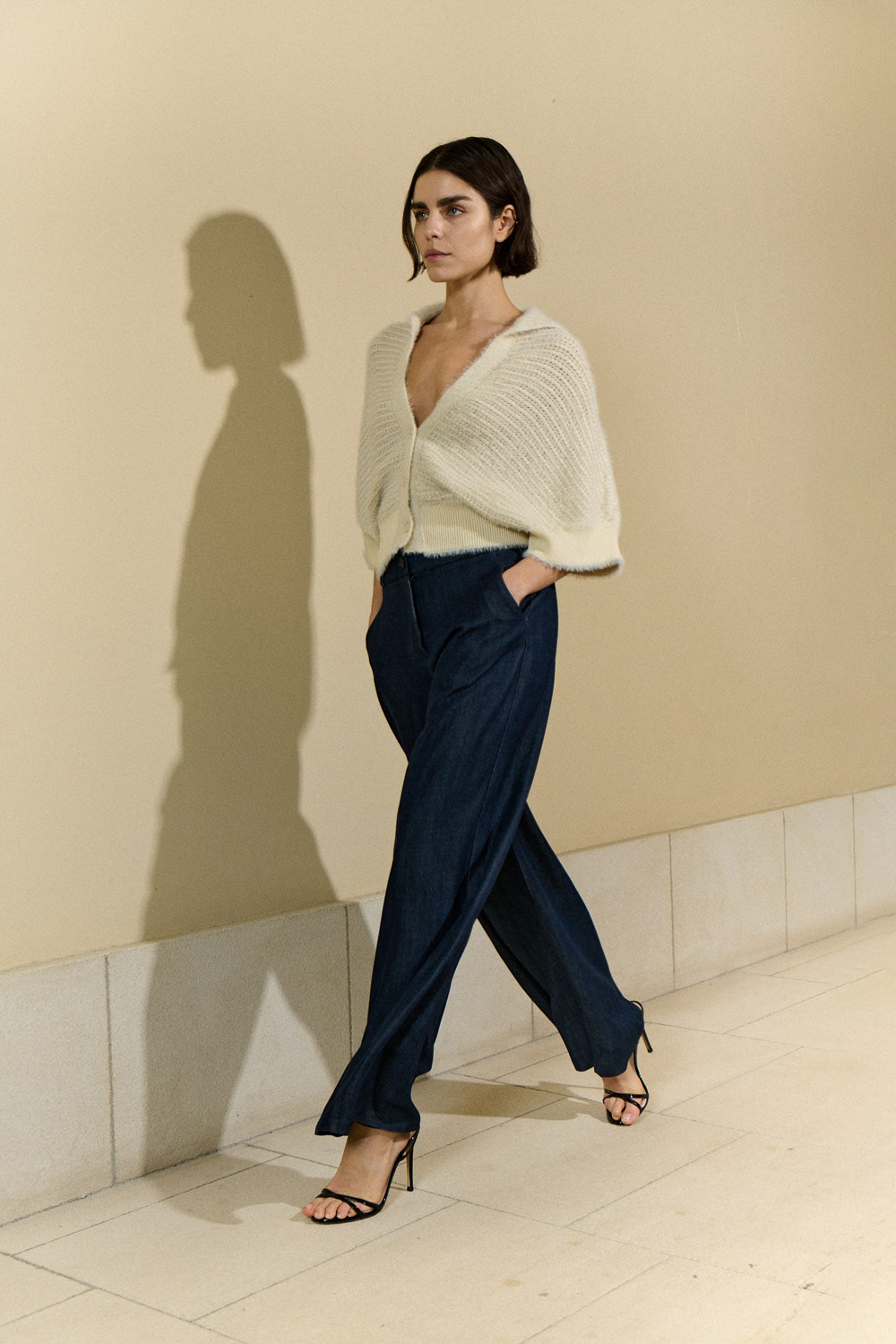 LOOK.014