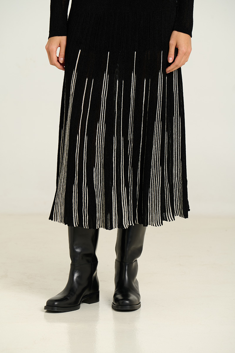 Midi radial skirt 1