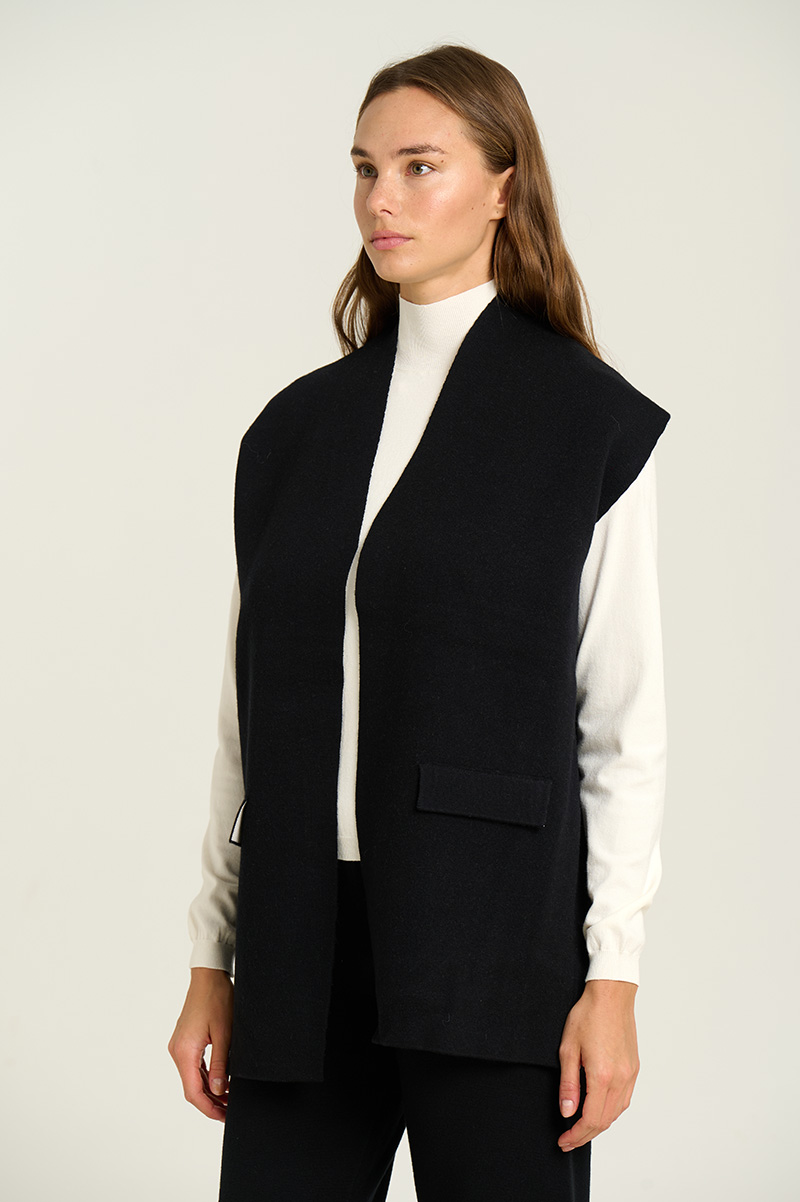 Straight knit vest 1
