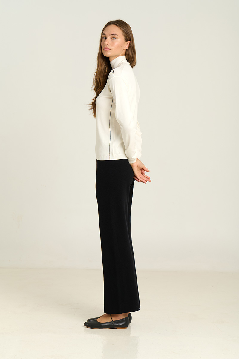 Straight knit pants 2