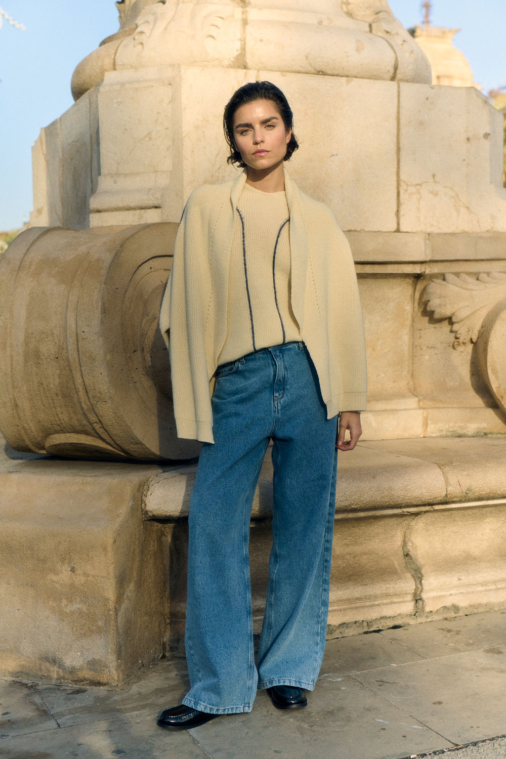 Oversized cape 2