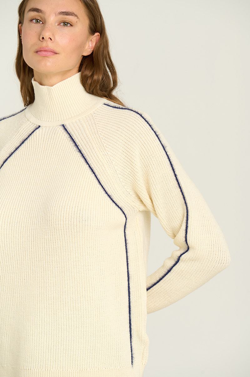 Oversized turtleneck sweater 1