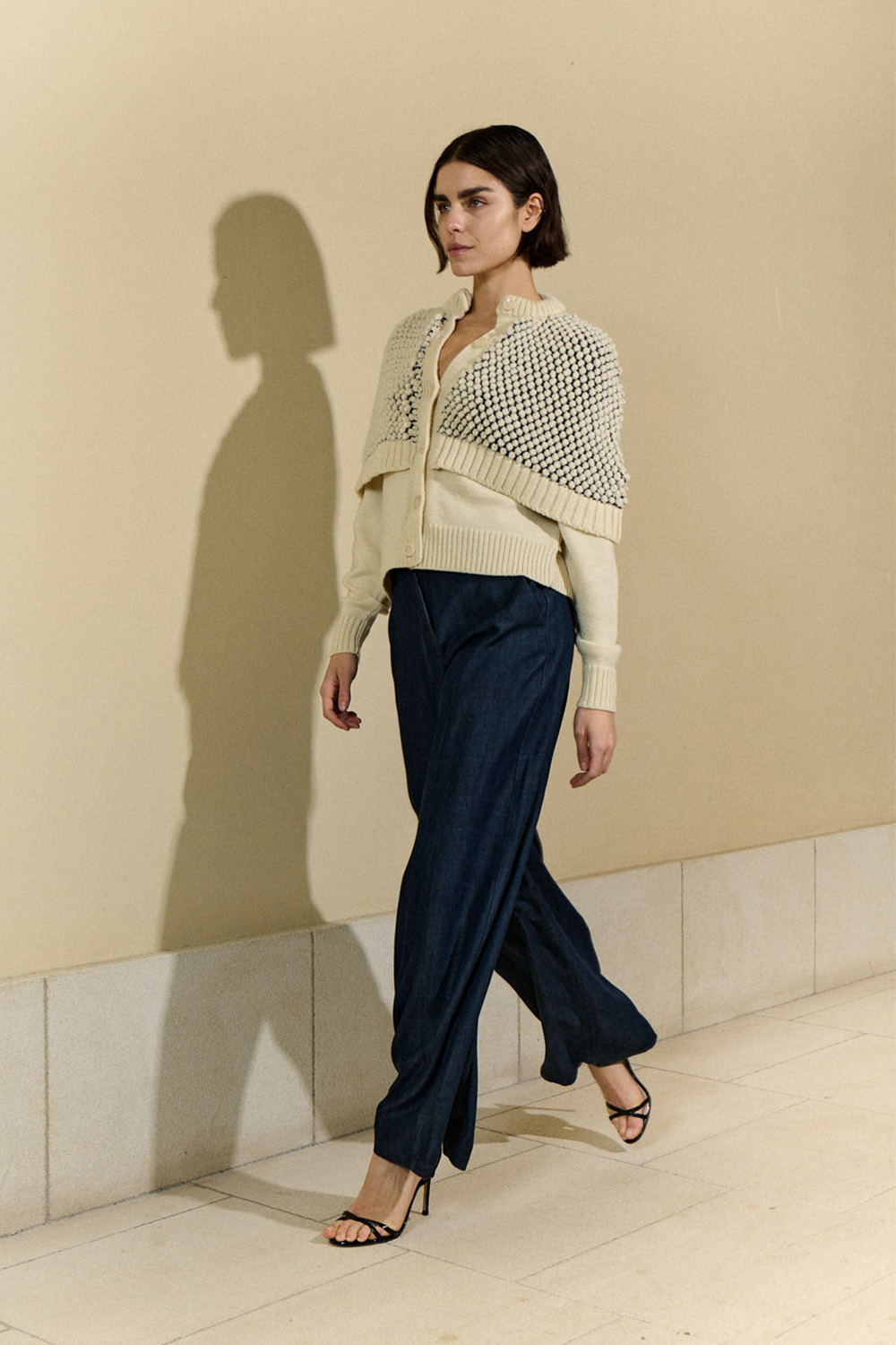 LOOK.006