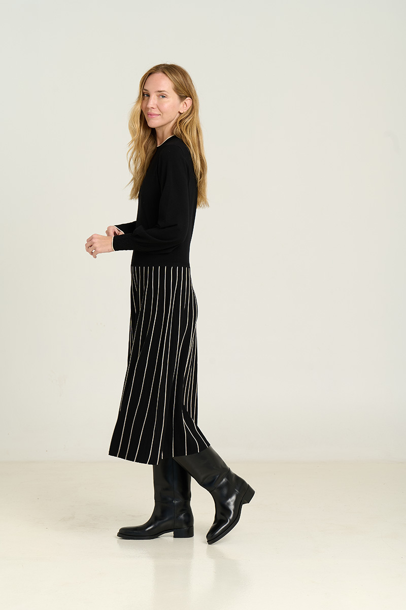 Midi dress with radial skirt 2