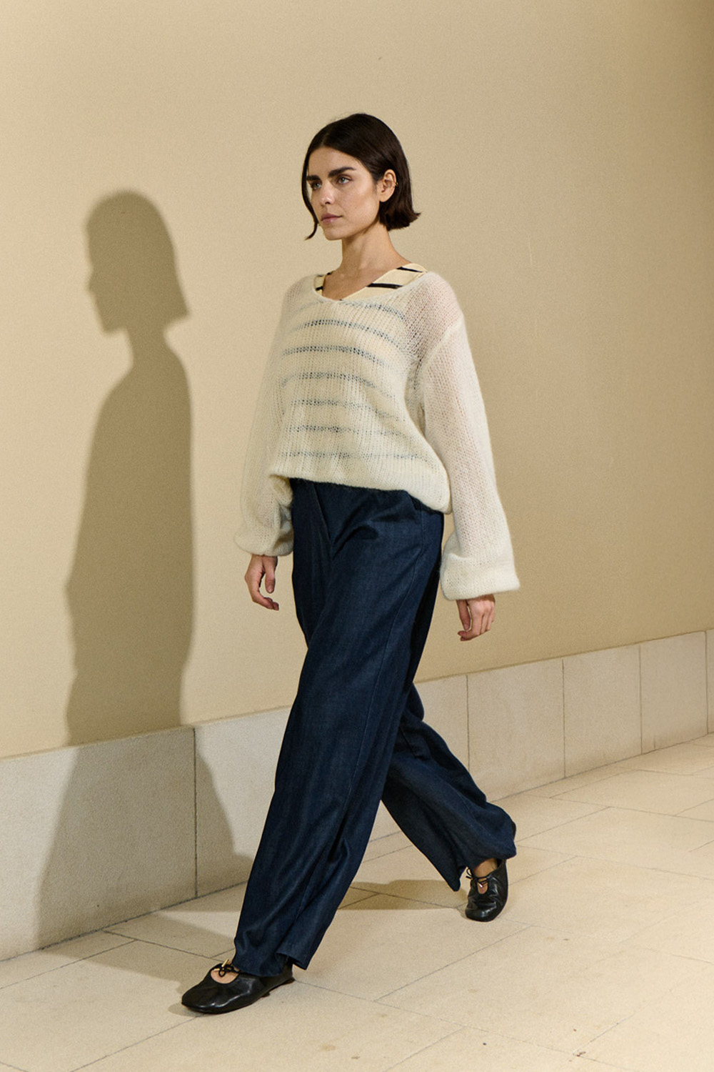 LOOK.019