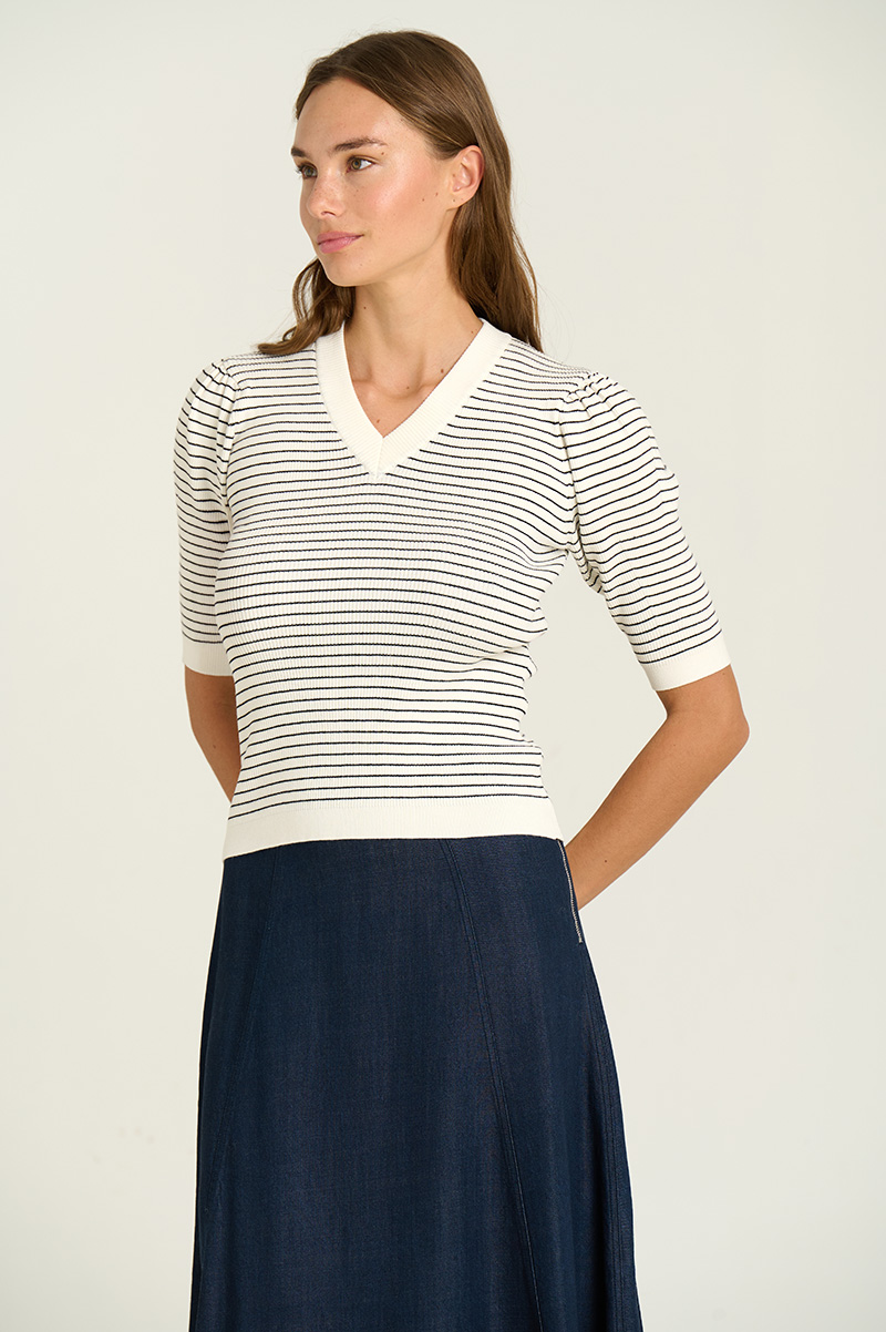 Ribbed short-sleeve sweater 1