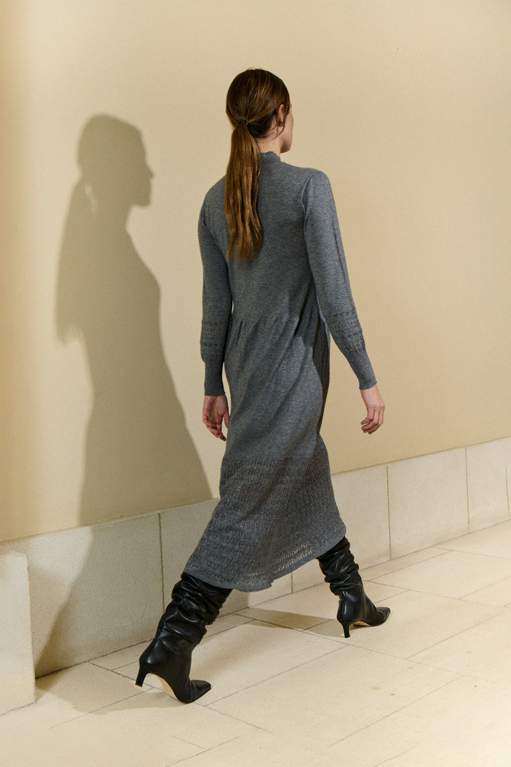 Vestit midi detall calat 1