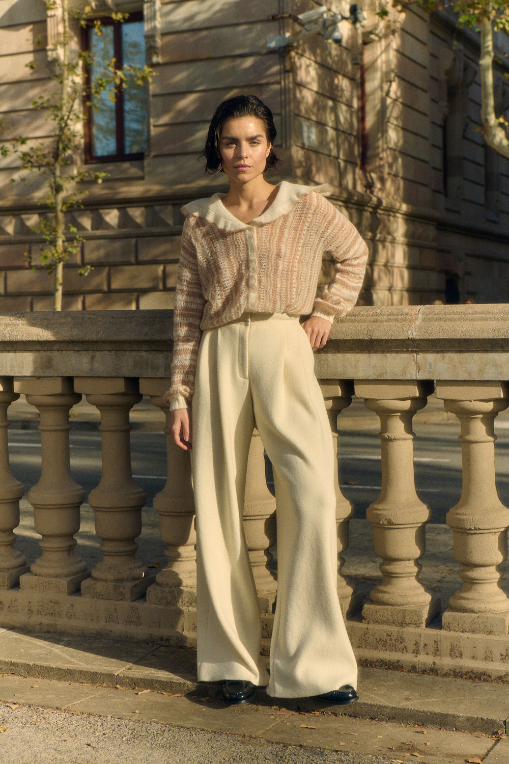 Pleated knit trousers