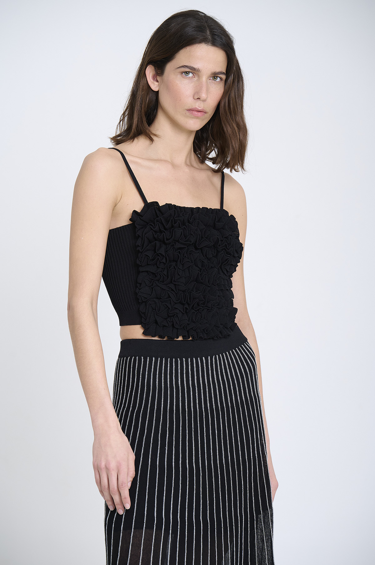 Top de punto con volantes 3