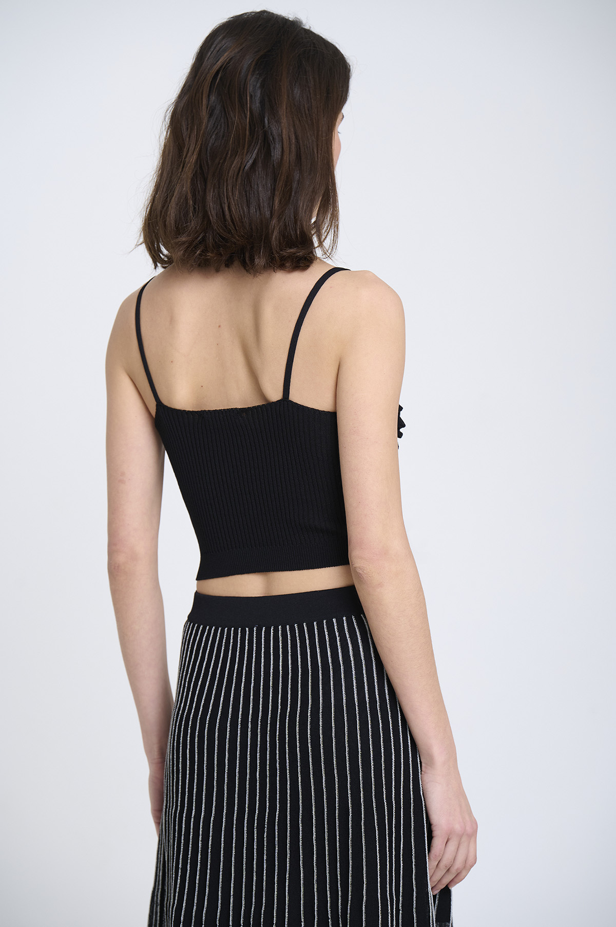 Top de punto con volantes 5