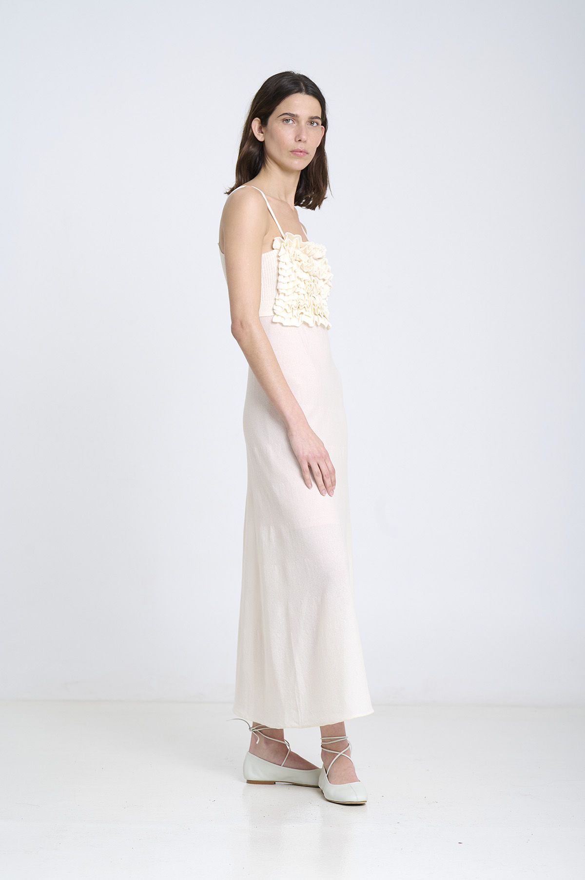 Vestido de punto con volantes 3