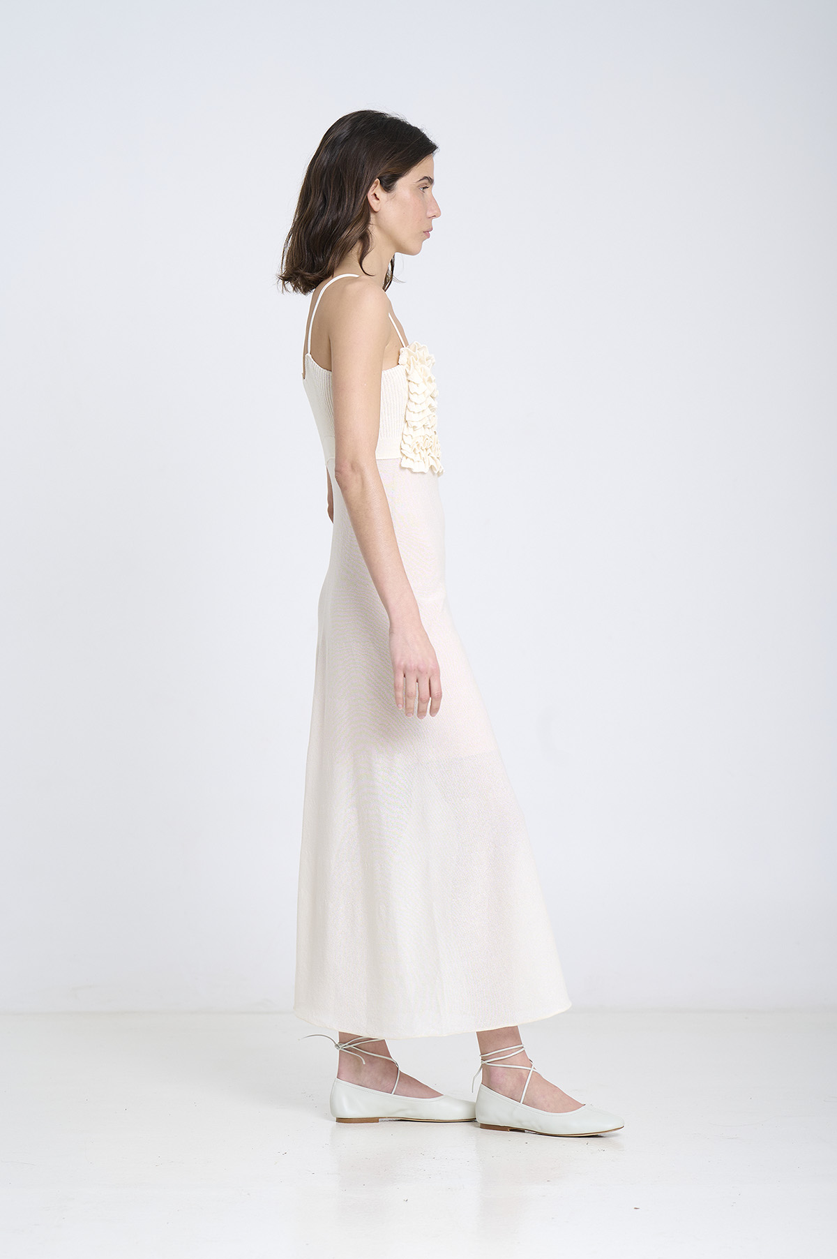 Vestido de punto con volantes 5