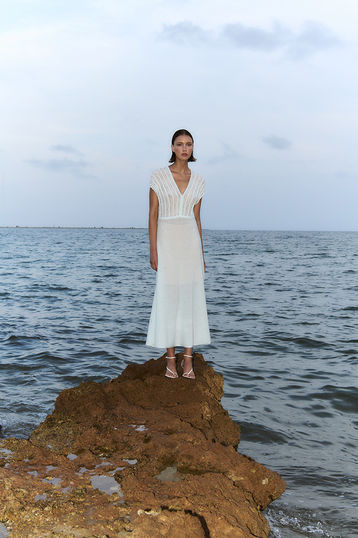 Midi Dress V-Neckline 2