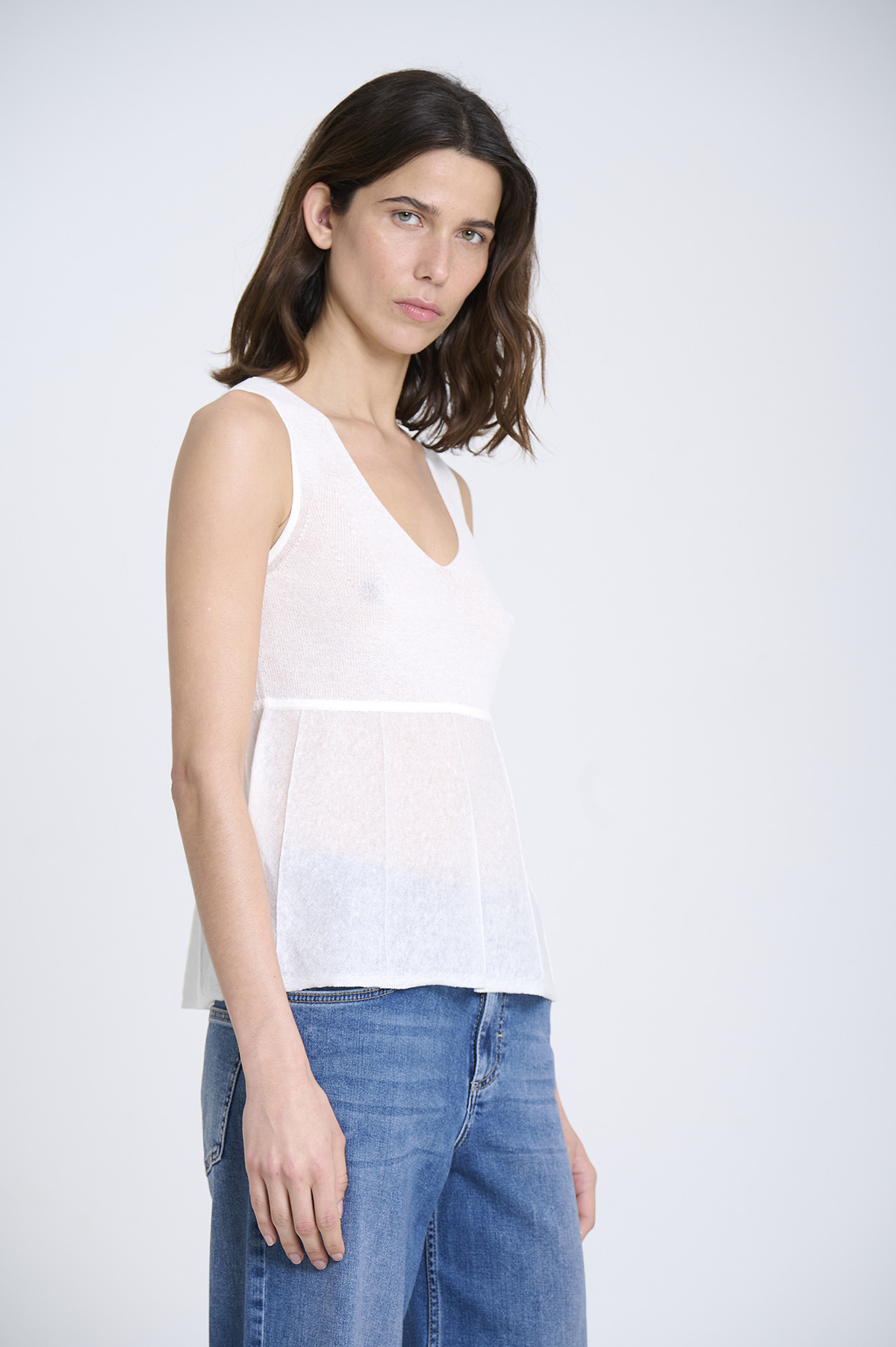 Top de tirantes evasé 2