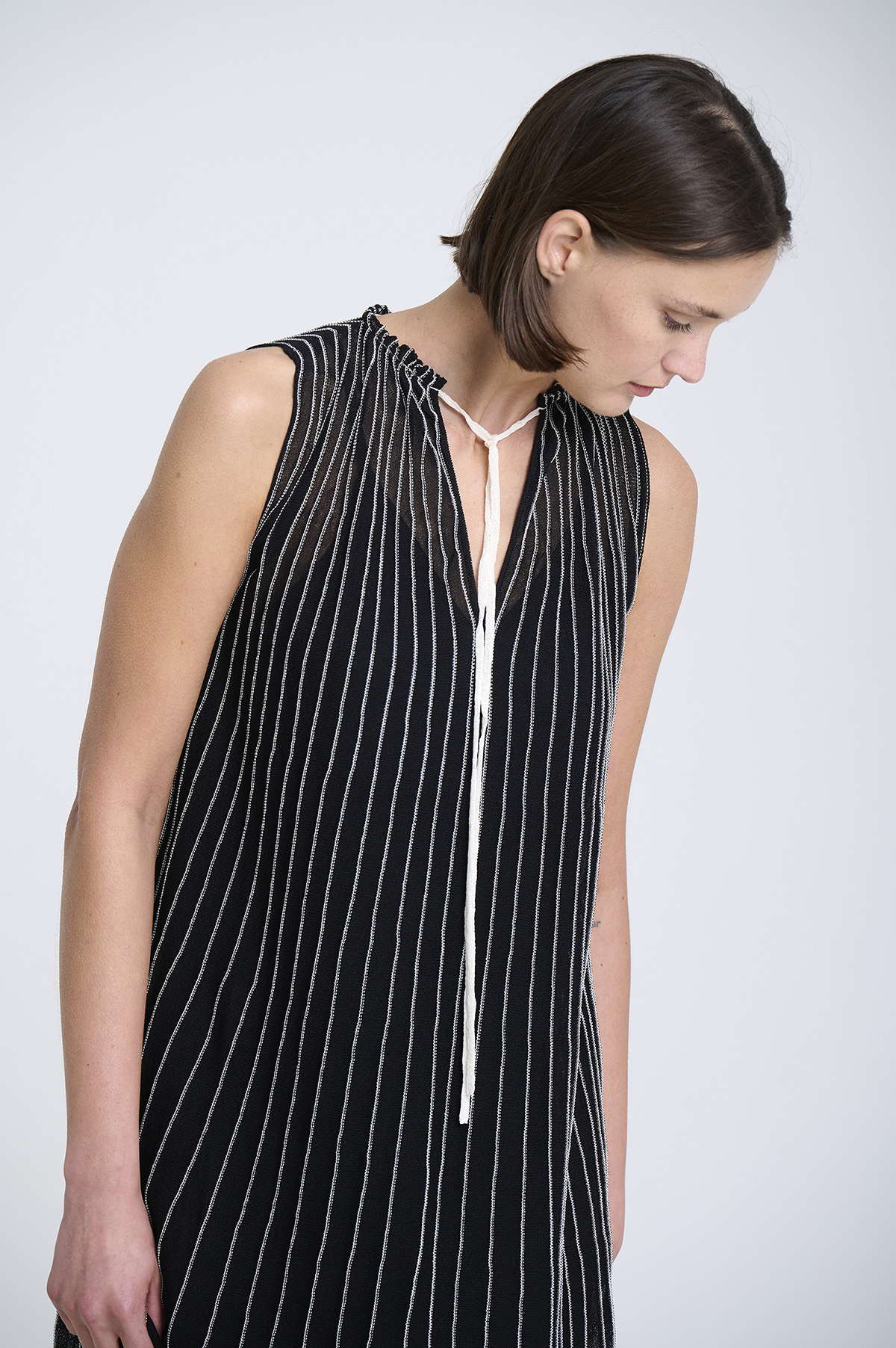 Vestido radial | ICONIC PIECES 1