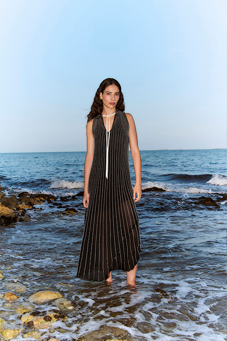 Vestido radial | ICONIC PIECES 2