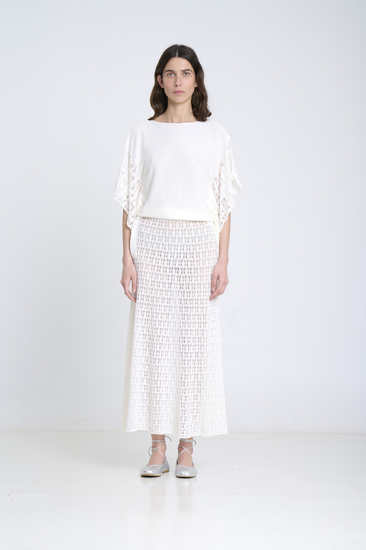 Falda de punto calada