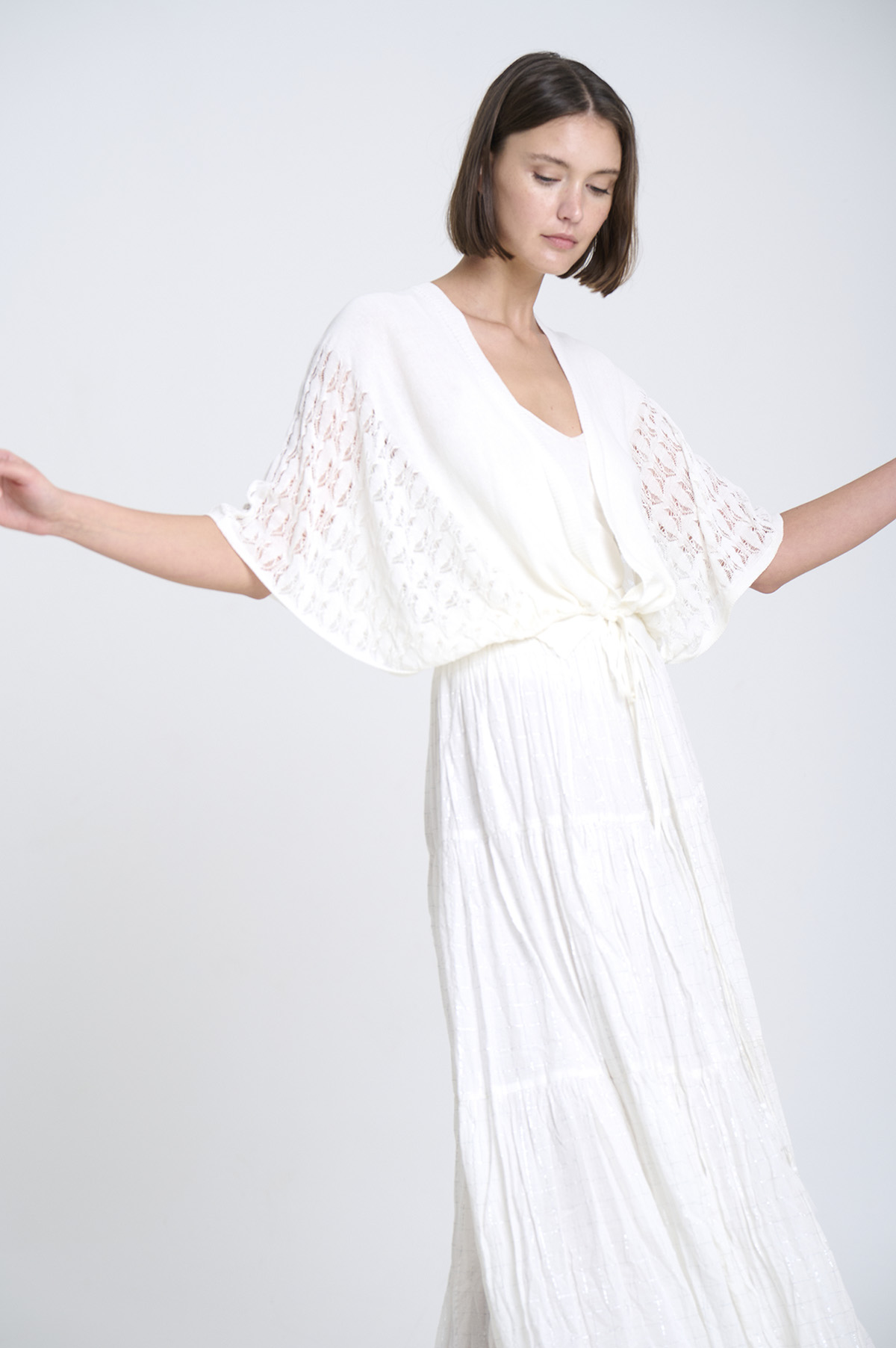 Chaleco de punto con laterales calados 2