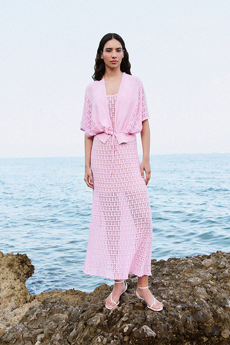 Knit vest with openwork sides