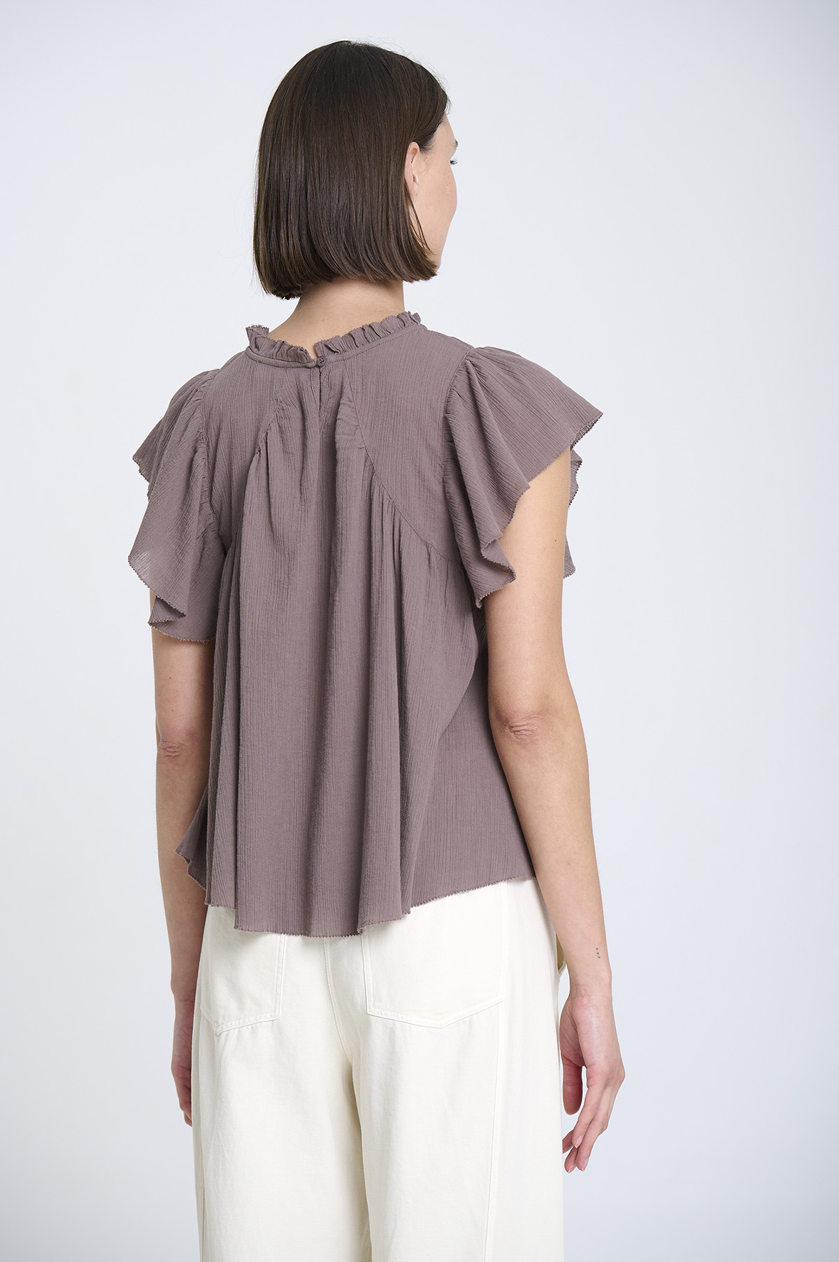 Cotton batiste top with lace 2