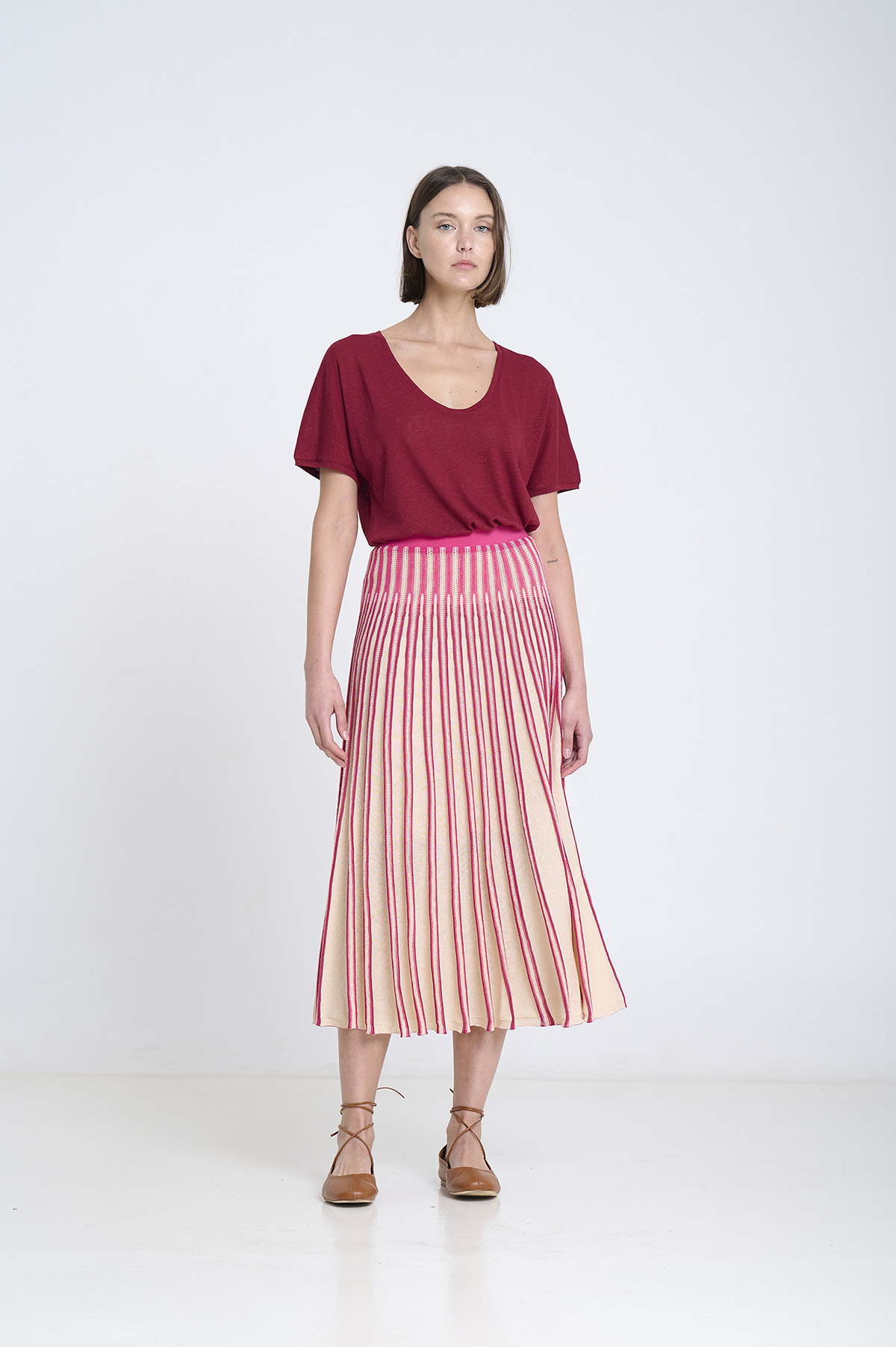 Falda de punto radial a rayas | ICONIC PIECES 4