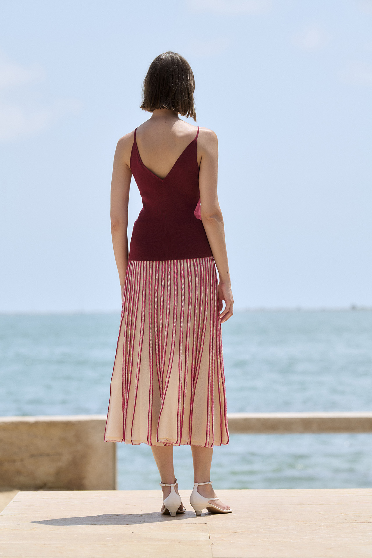 Striped radial knit skirt | ICONIC PIECES 1