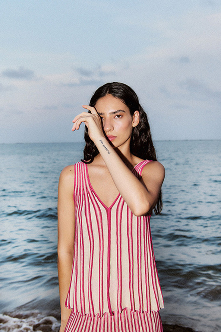 Radial knit top | ICONIC PIECES