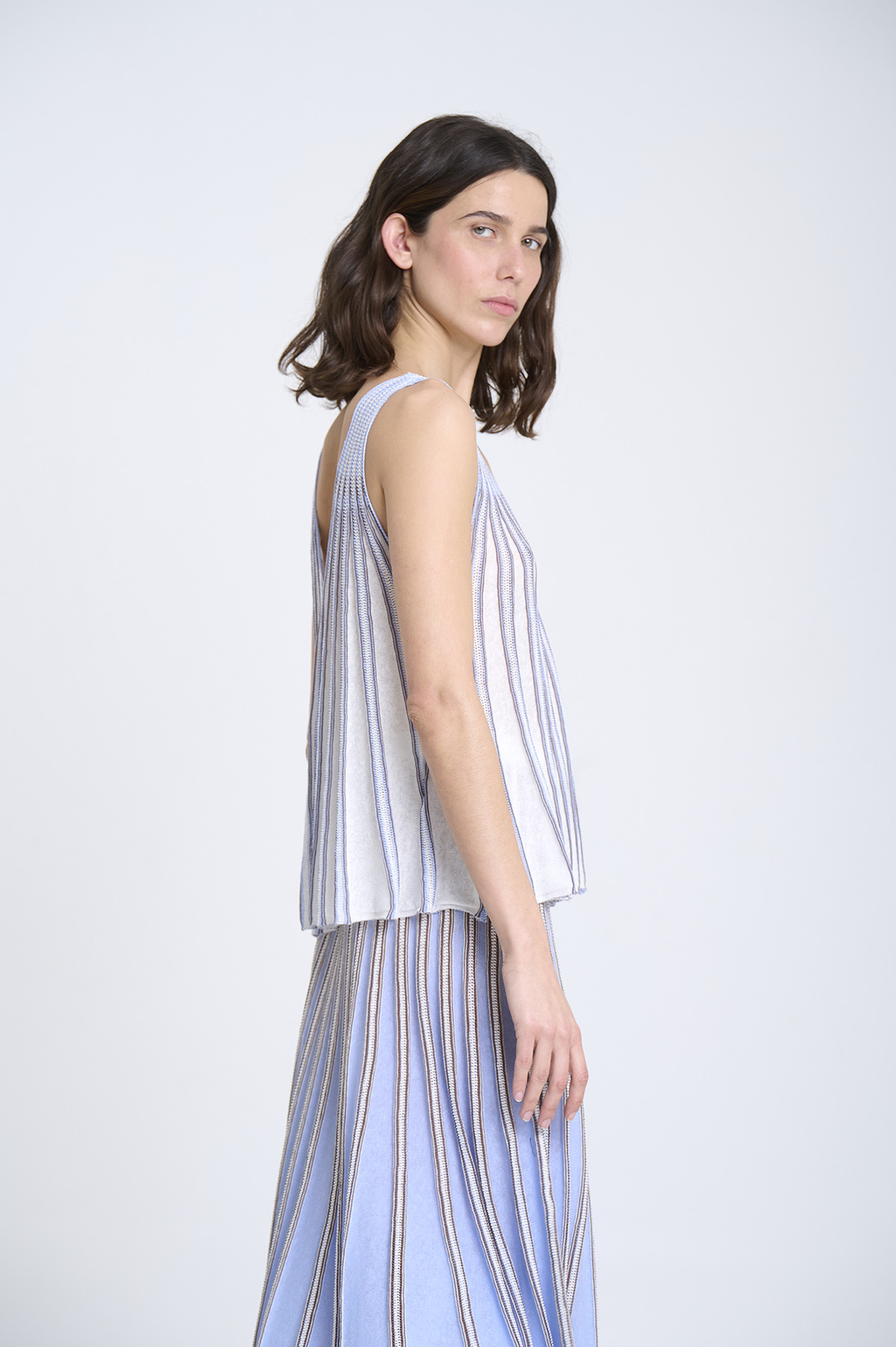 Top de punto radial | ICONIC PIECES 2