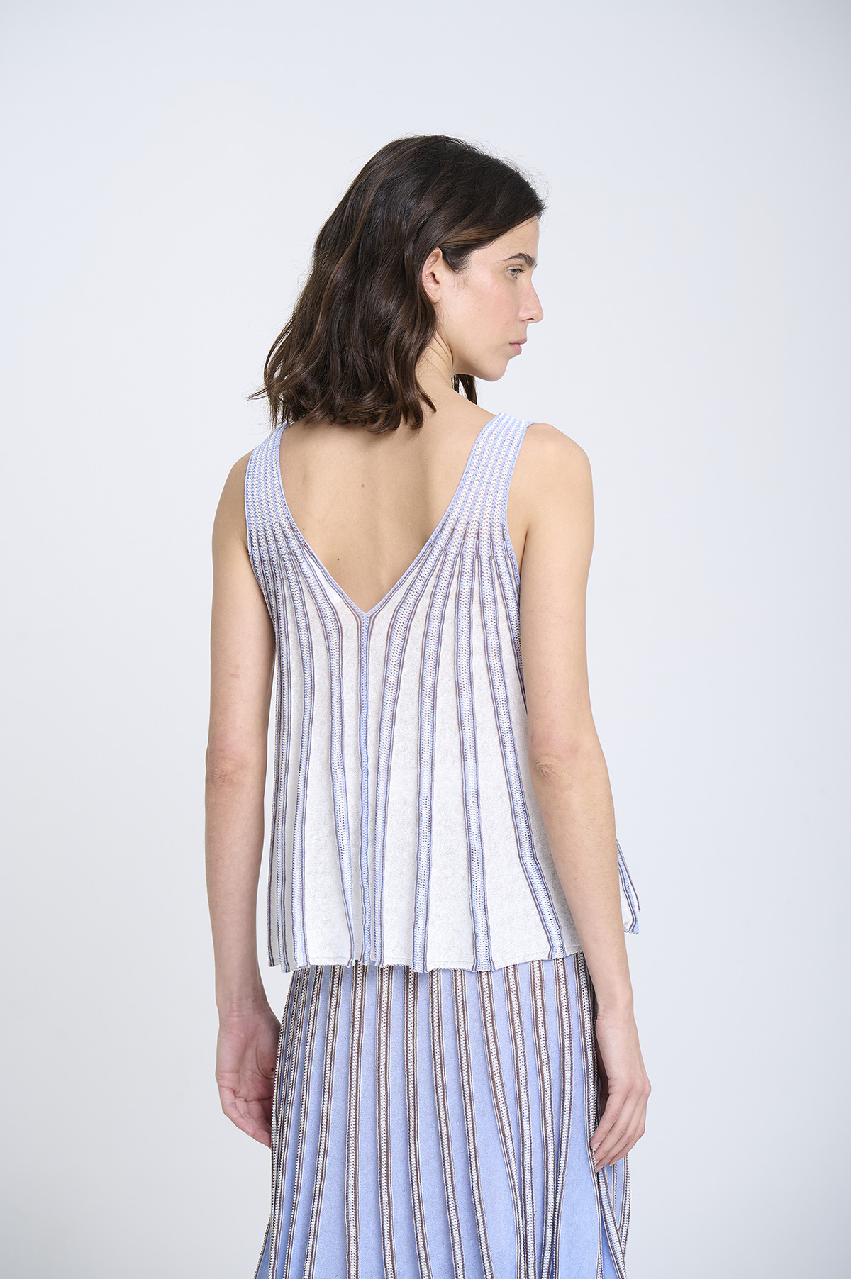 Top de punto radial | ICONIC PIECES 3