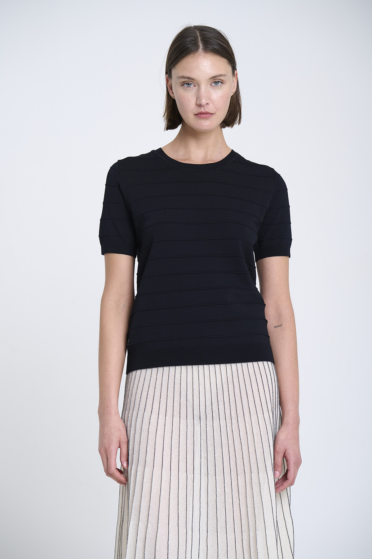 Back-Opening Sweater 1