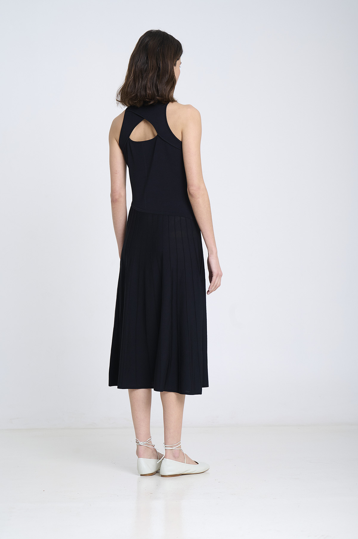 Dress with Asymmetrical Waist 2