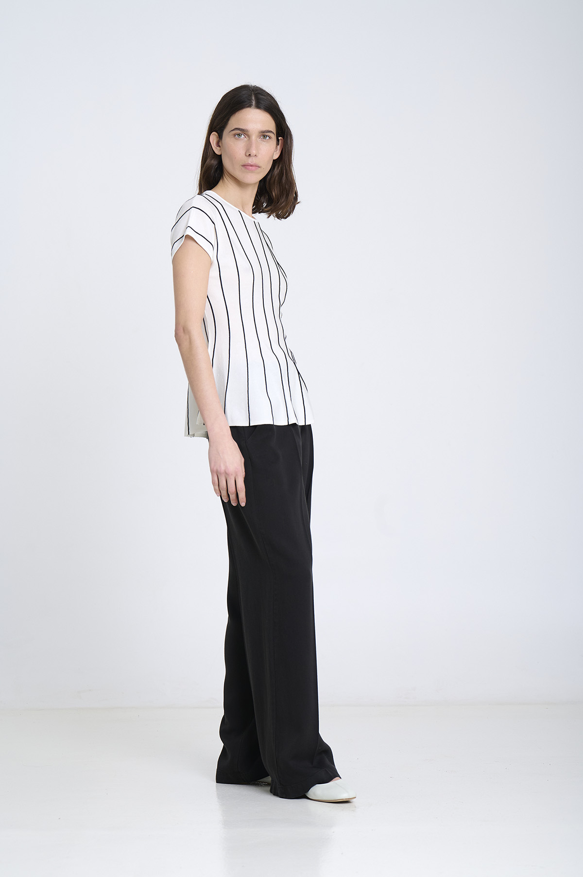 Vertical striped peplum top | ICONIC PIECES 3