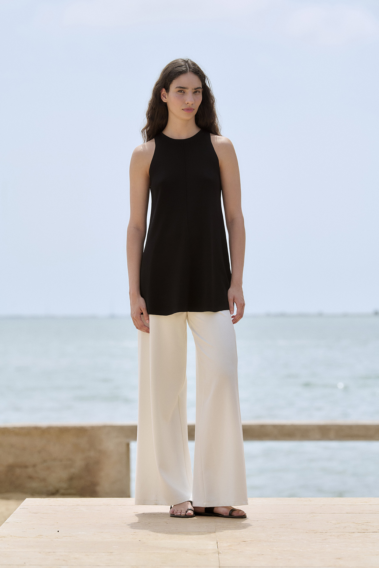 Top largo escote halter 1