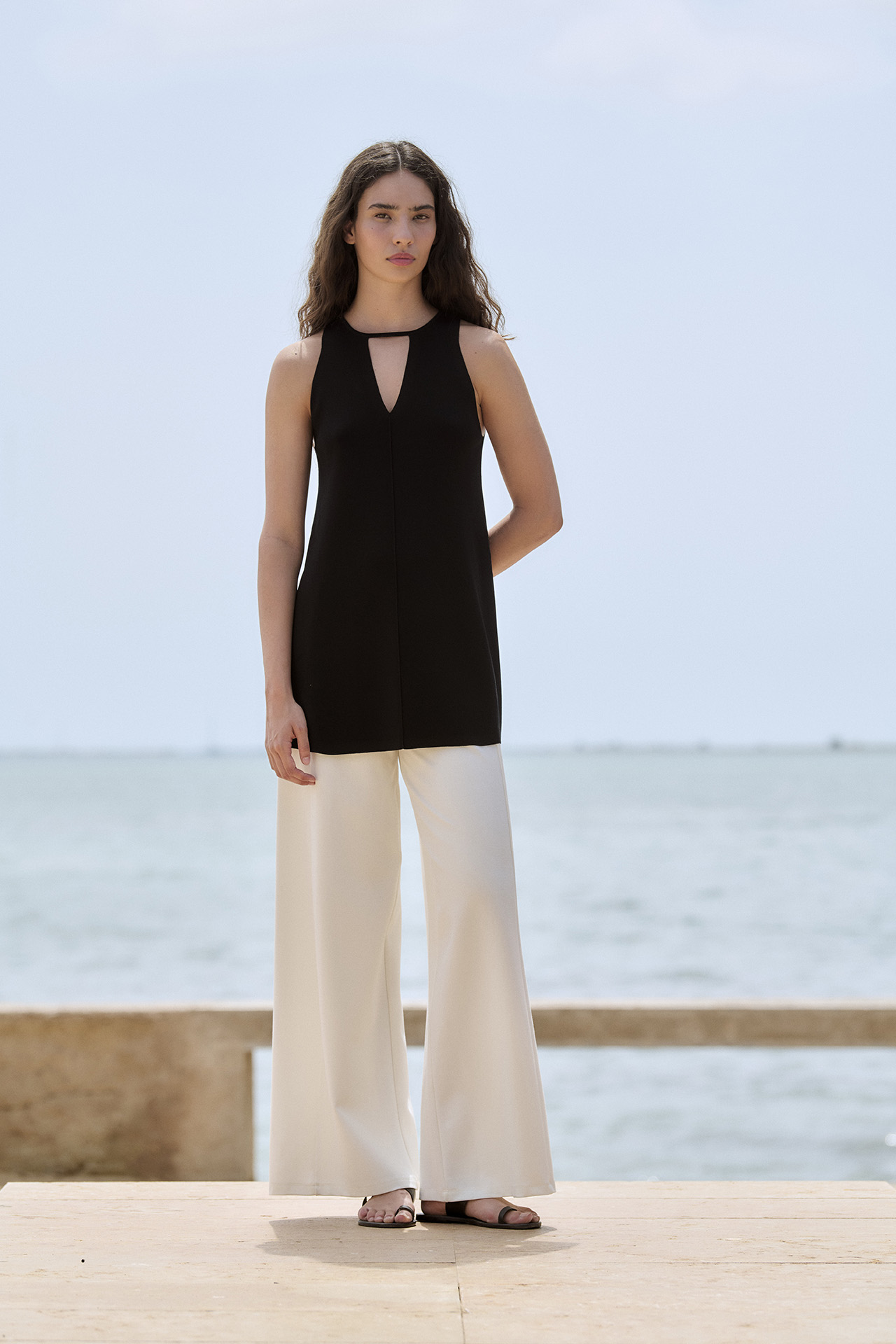 Top largo escote halter