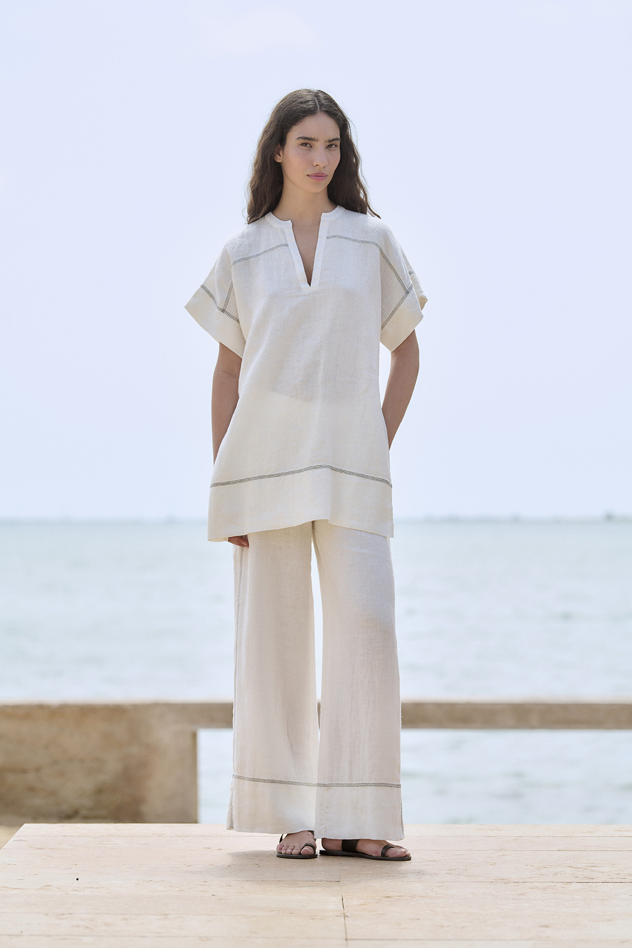 Túnica de lino de manga corta