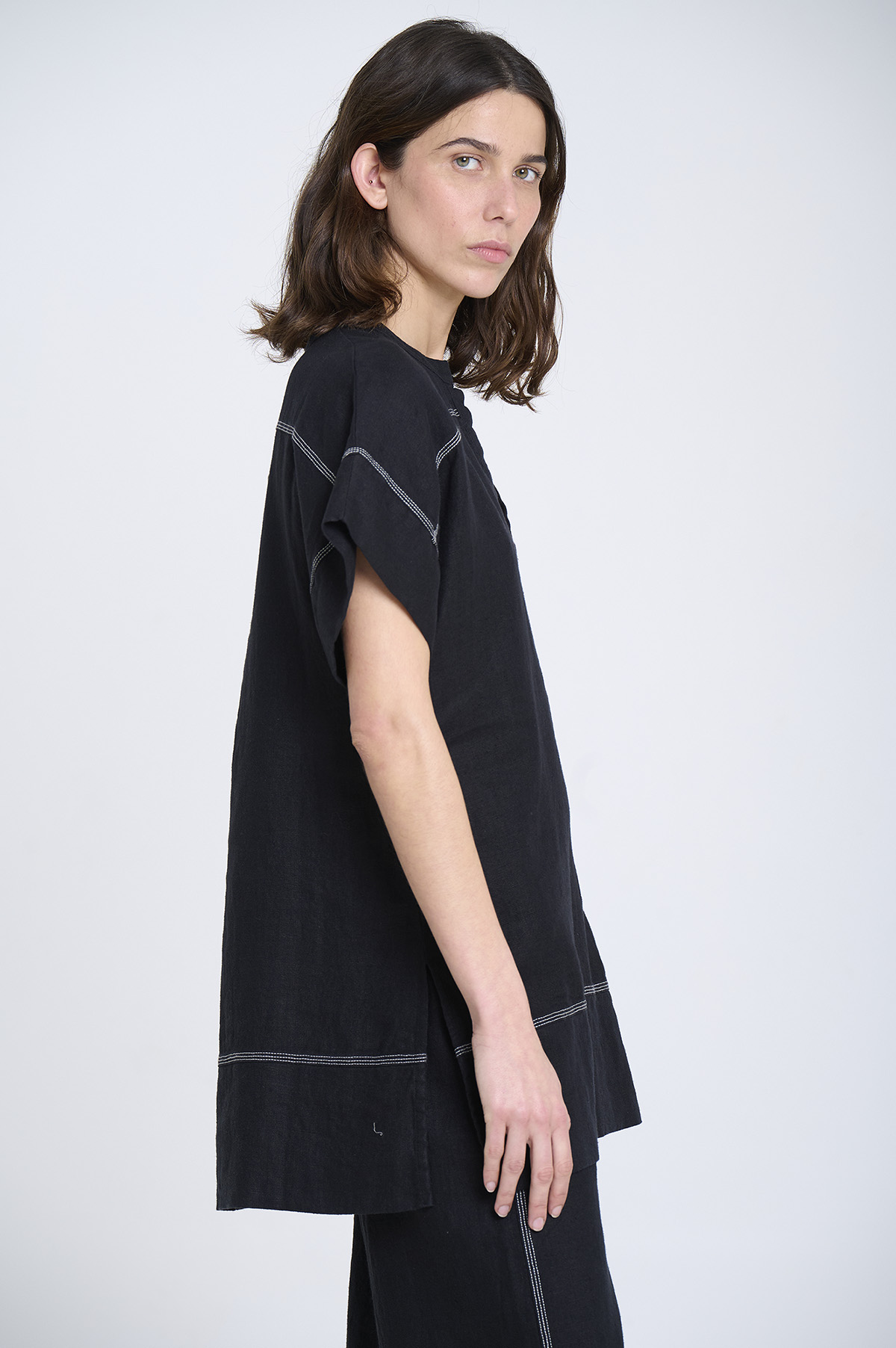 Short-Sleeve Linen Tunic 2
