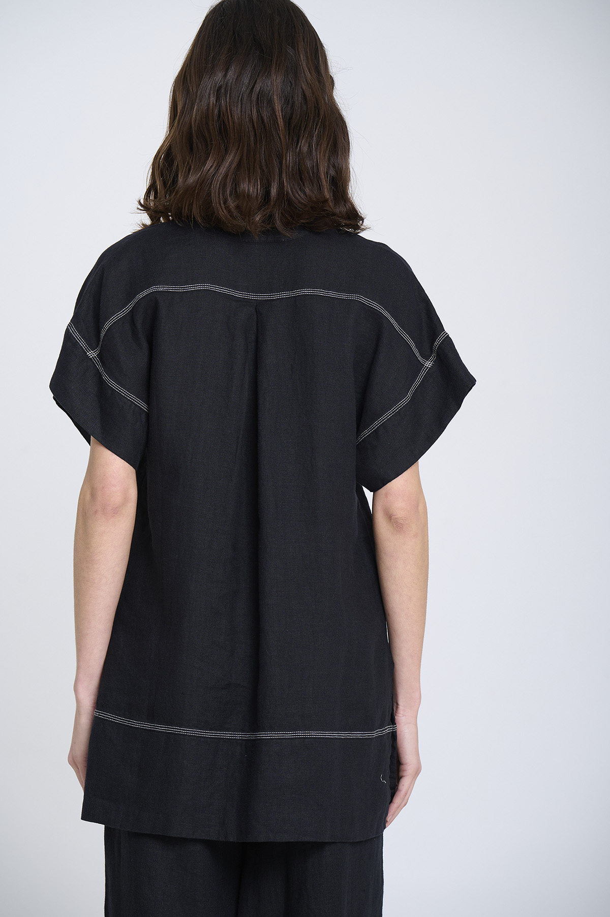Short-Sleeve Linen Tunic 3