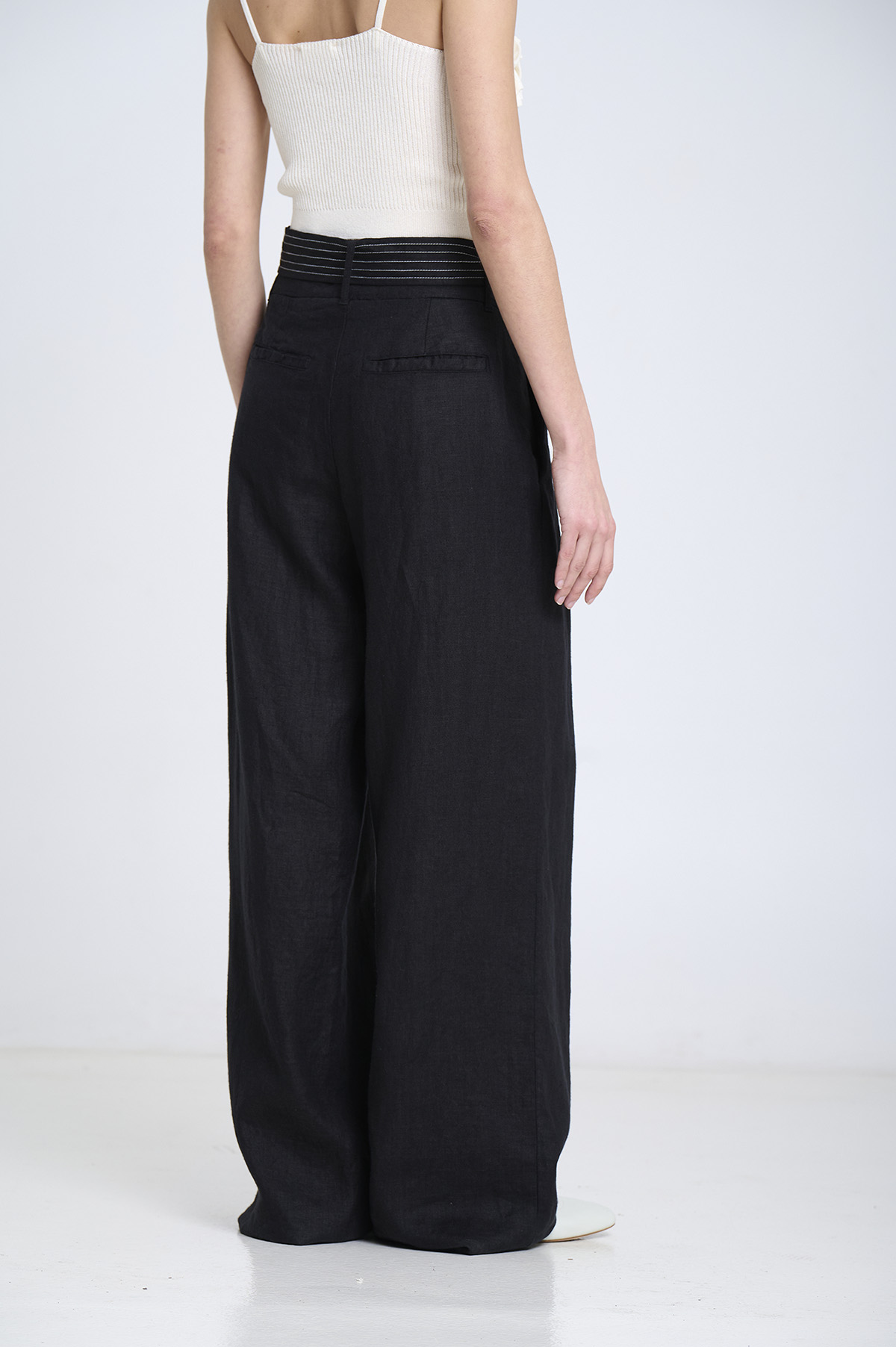 Linen Trousers with Pleats and Belt 5
