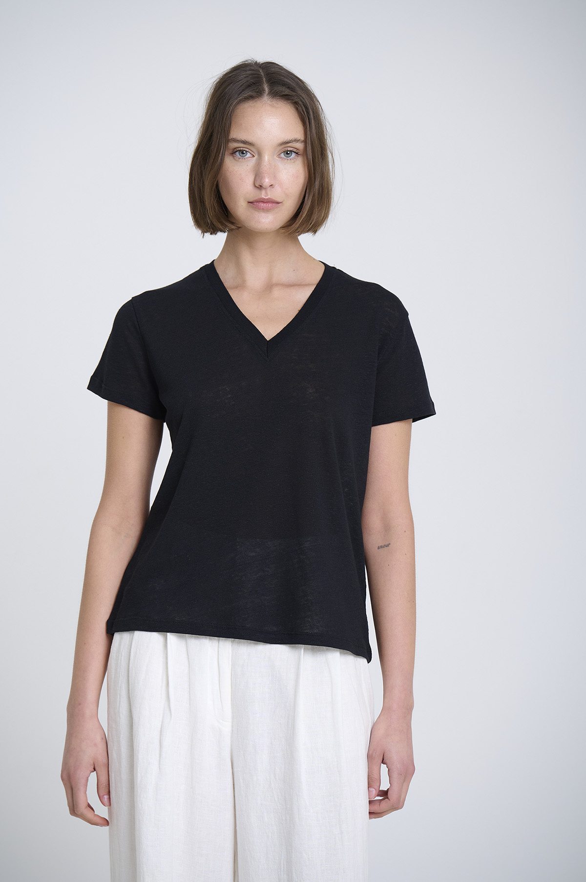 V-Neck Short Sleeve T-Shirt 2