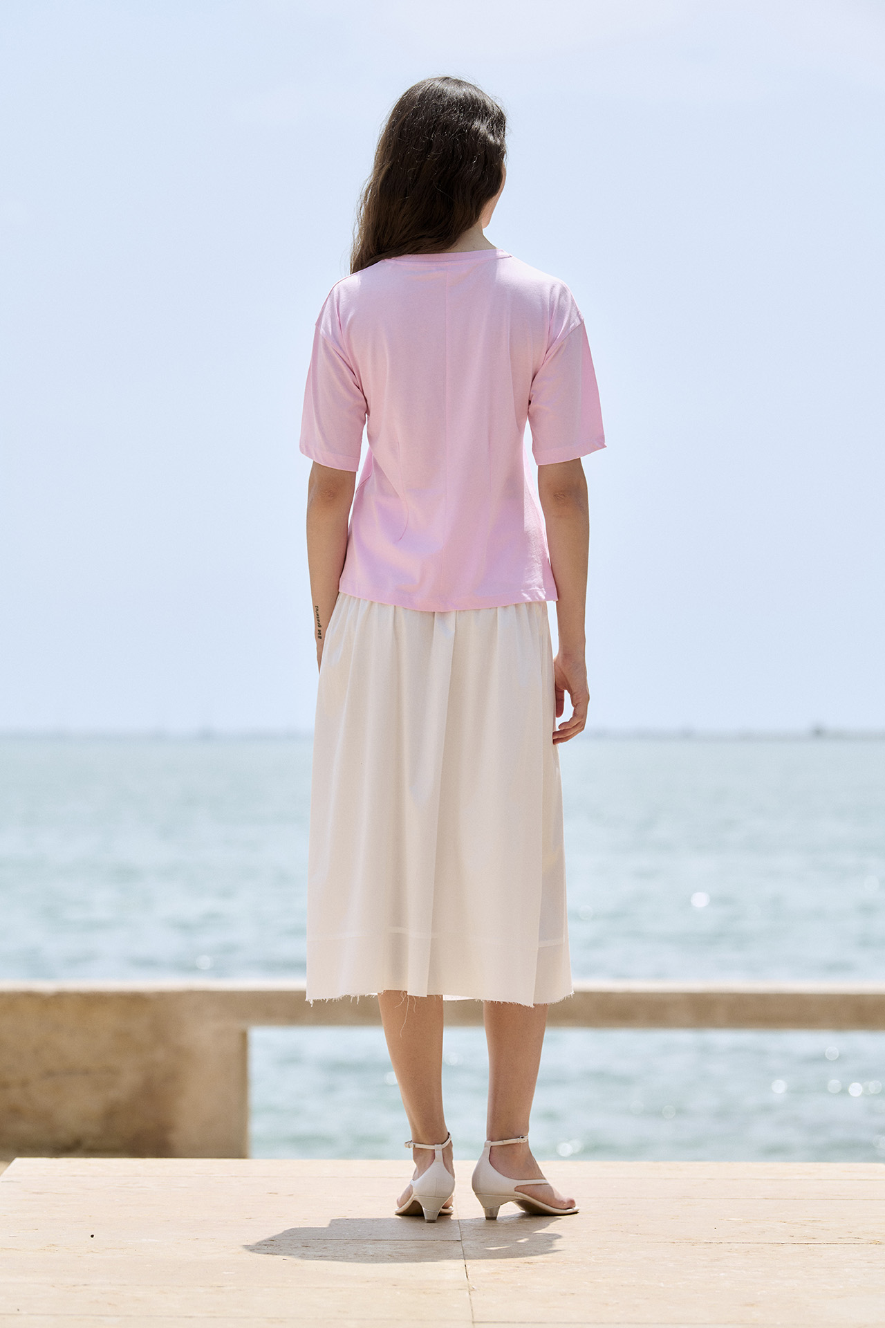 Camiseta de manga corta con pinzas 1