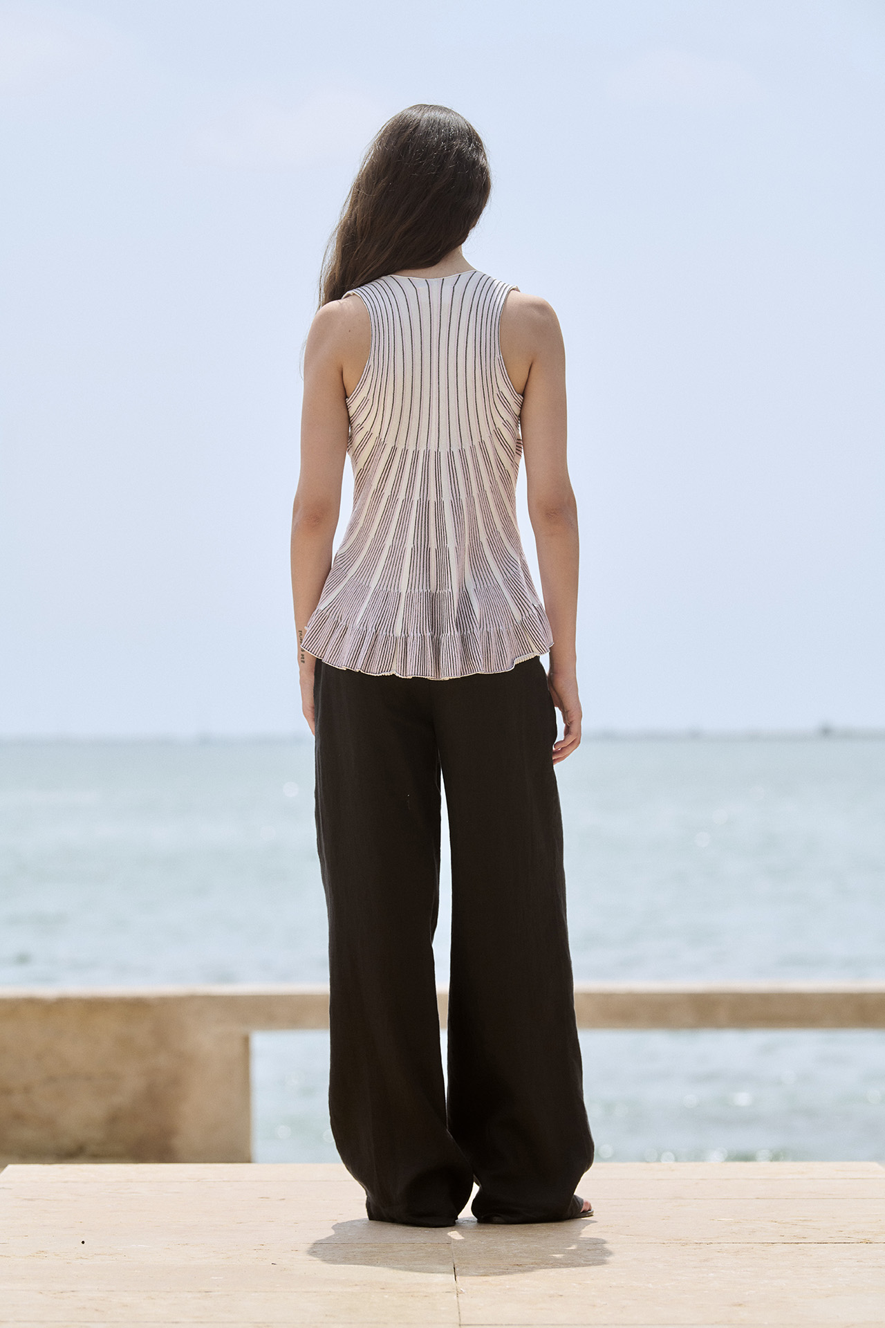 Top punto radial | ICONIC PIECES 1