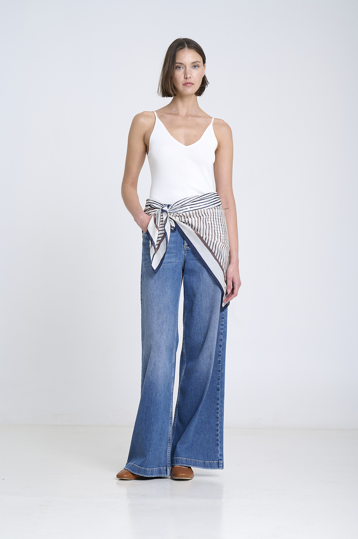 Light cotton voile scarf