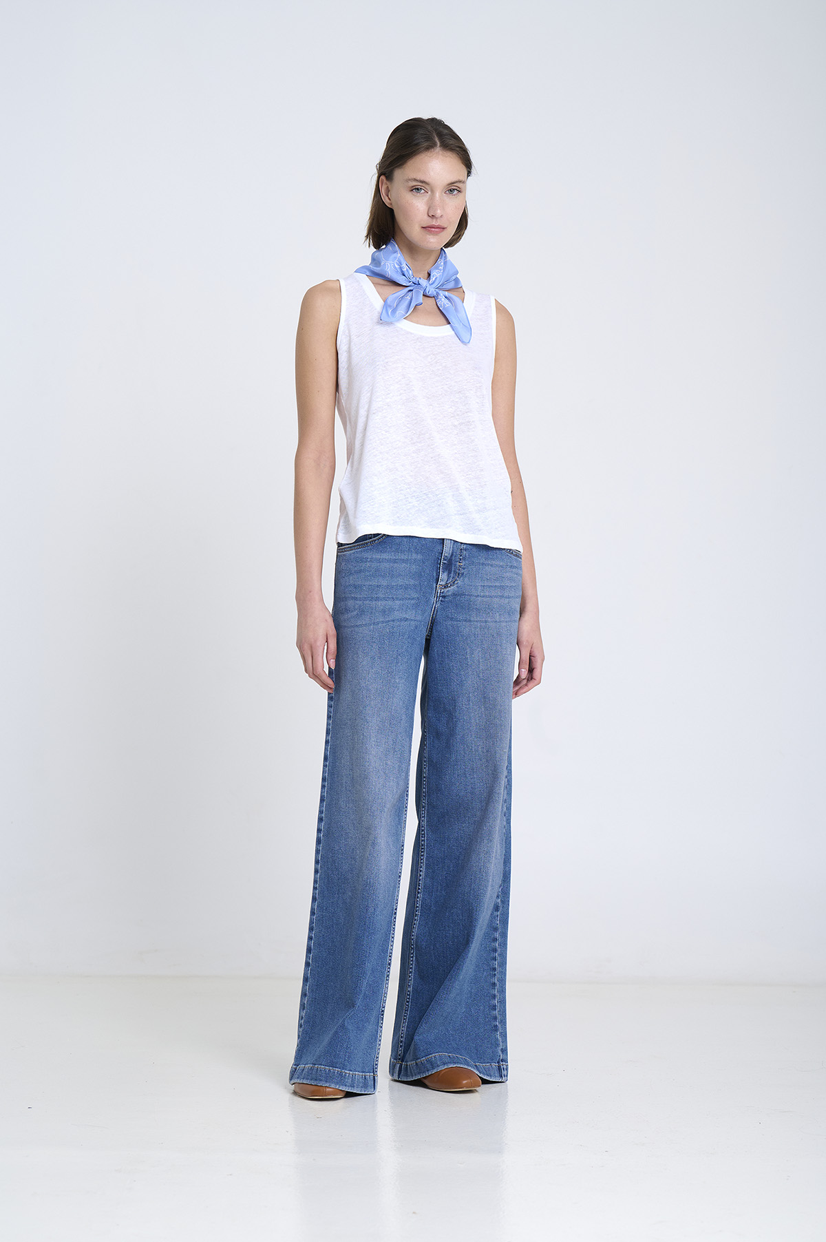 Light habotai silk scarf 2