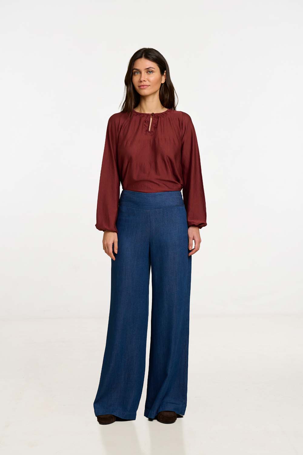 Wide-leg pants 4