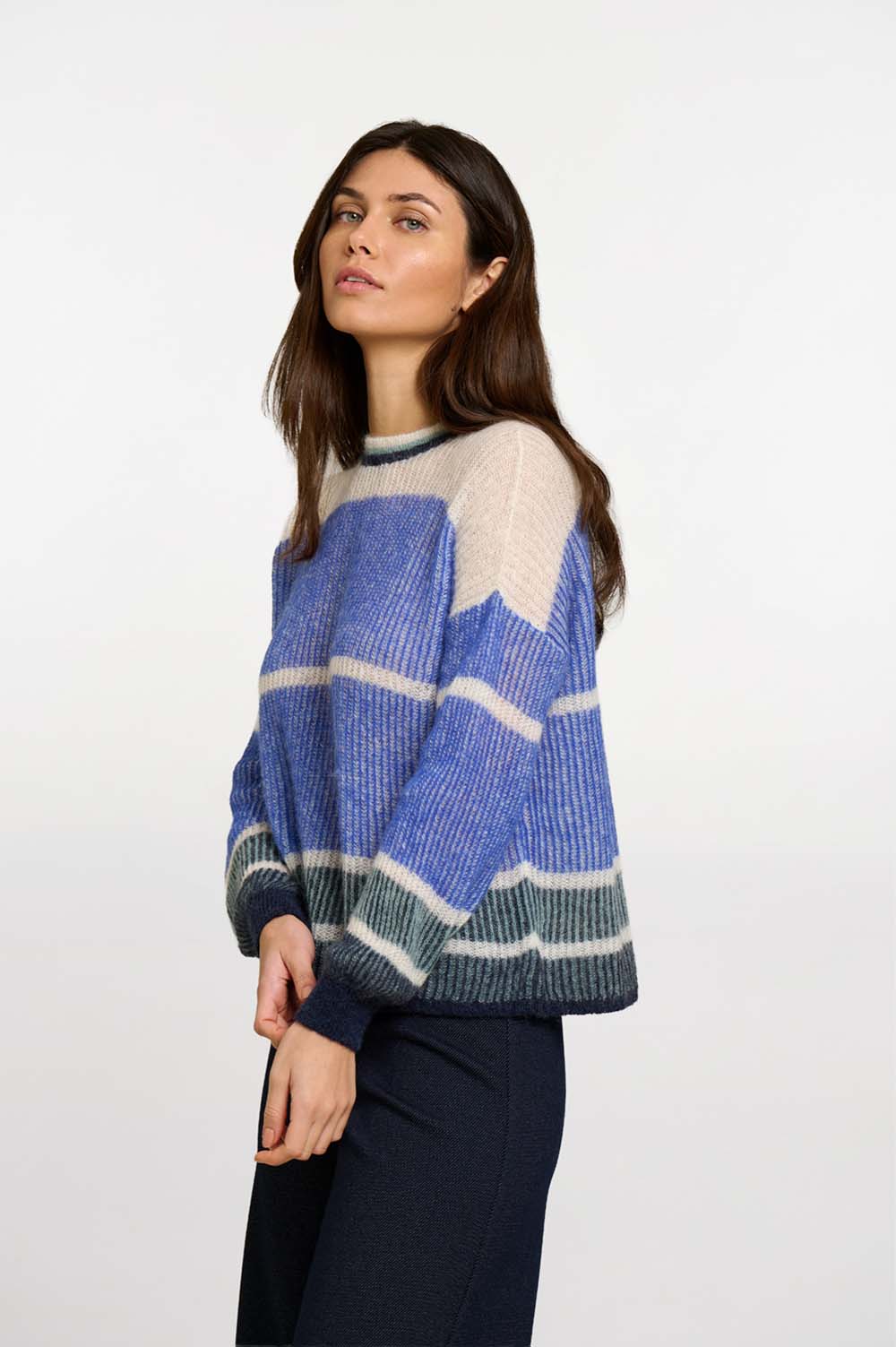 Ribbed crochet sweater 4