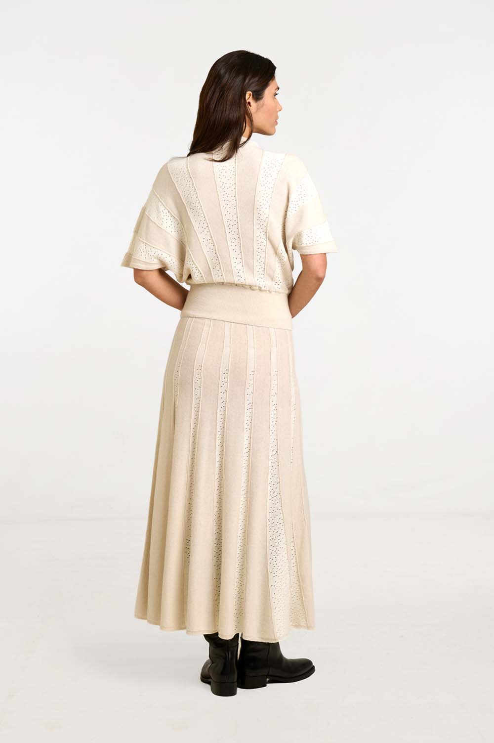 Radial knit skirt | ICONIC PIECES 2